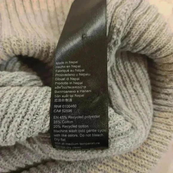 Kavu Lena Crewneck  Oversized Pullover Sweater Gray Womens Size Medium - Picture 9 of 9